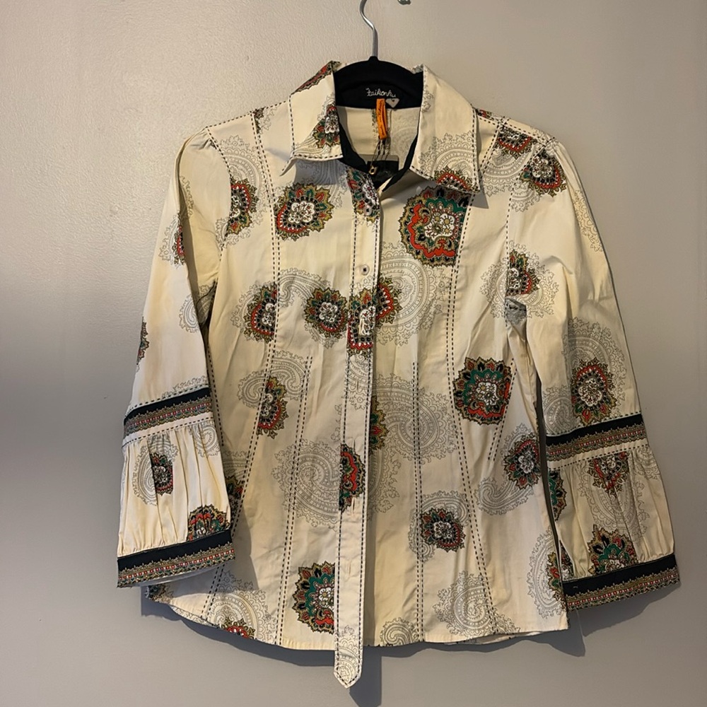 NWT taikonku button down blouse Anthropologie